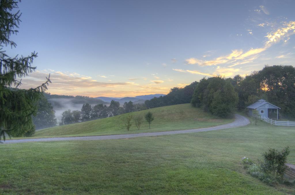 Blue Mountain Mist Country Inn 세비어빌 외부 사진